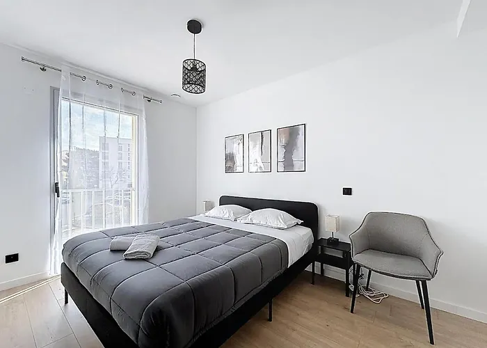 Super T3 Climatise 6 Personnes Montferrand