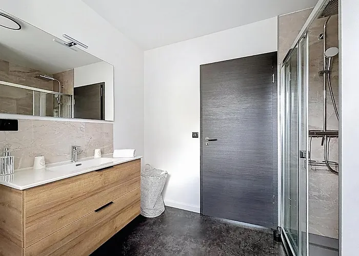 Apartment Super T3 Climatise 6 Personnes Montferrand Clermont-Ferrand